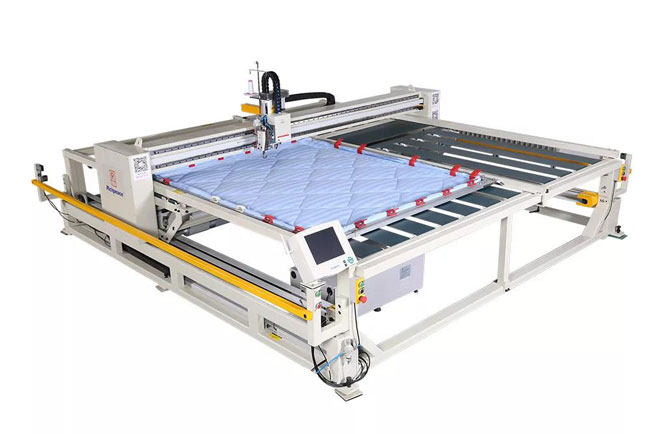 富怡框式電腦絎縫機(jī)展機(jī) 富怡框式電腦絎縫機(jī)展機(jī)