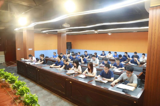 富怡審核組 富怡審核組2.jpg