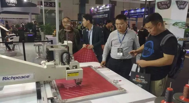 RA車展現場 RA車展現場2.jpg