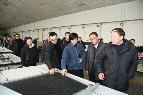 參觀縫紉機(jī)打樣 參觀縫紉機(jī)打樣