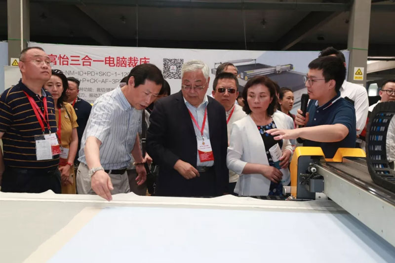 海外僑參觀 海外僑參觀.jpg