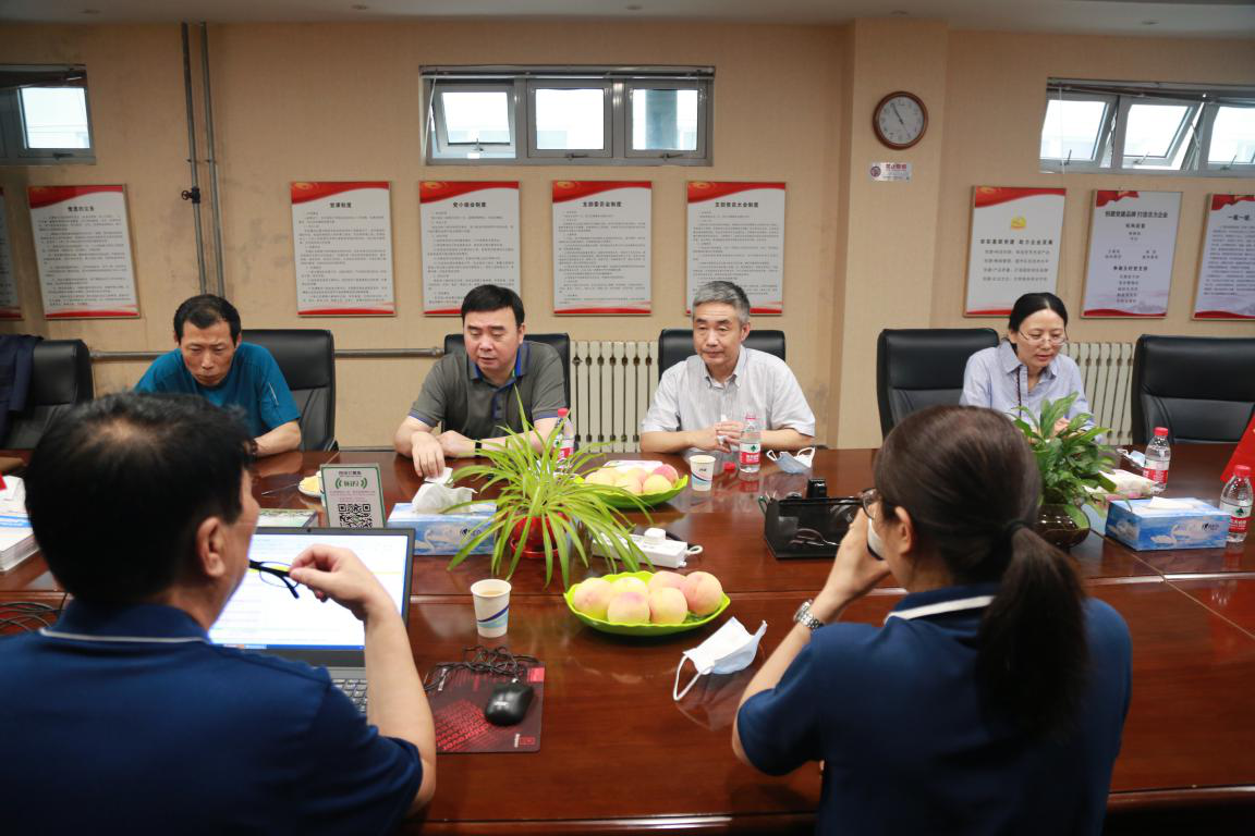 上工申貝集團張敏董事長一行視察我司指導(dǎo)工作