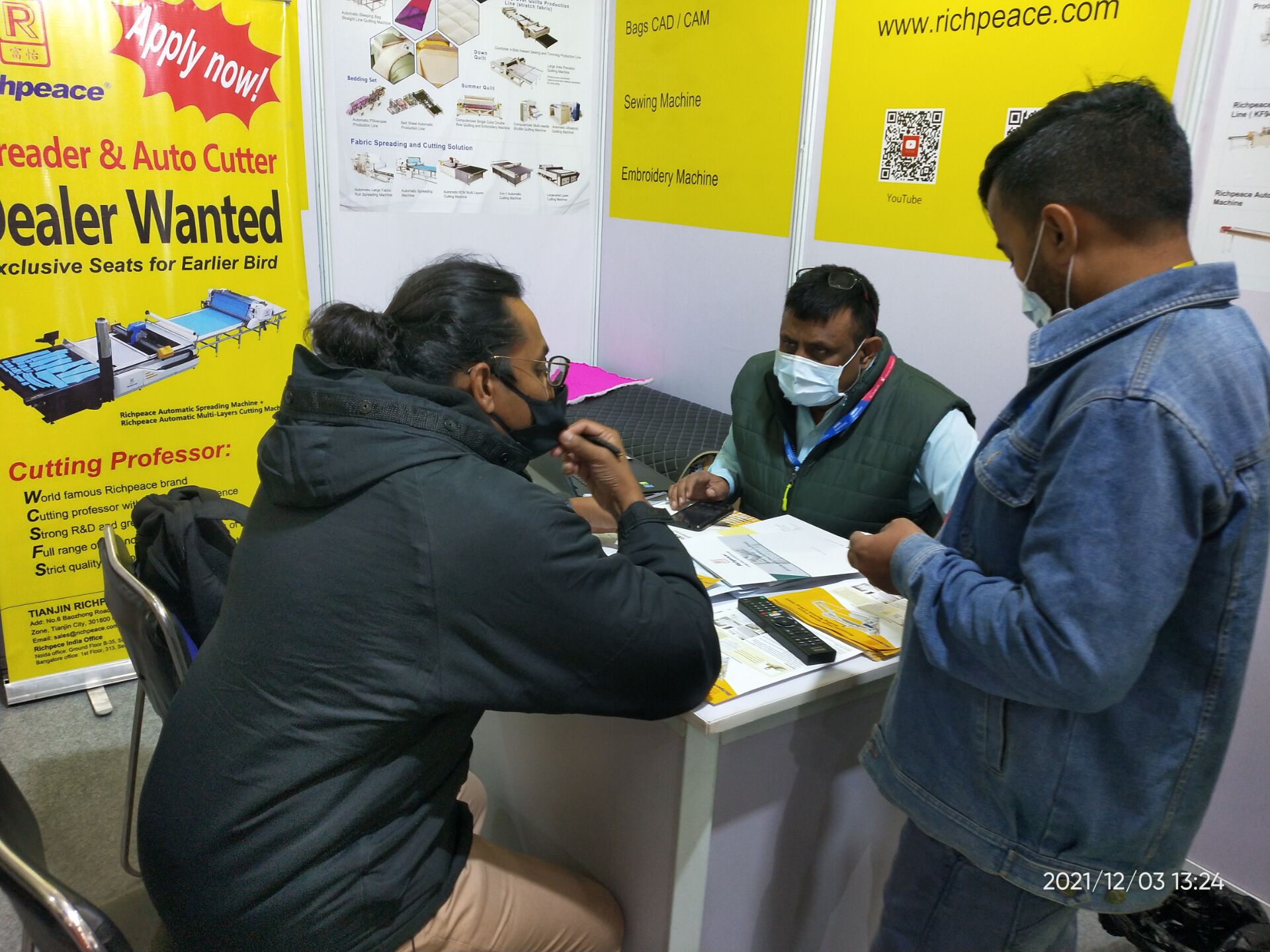 33W[H{QH((P2%$TLS$`XUGG