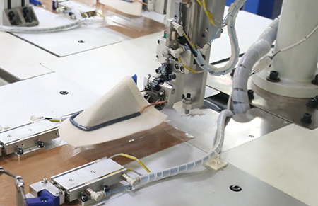 富怡一次性拖鞋自動(dòng)生產(chǎn)線 富怡一次性拖鞋自動(dòng)生產(chǎn)線